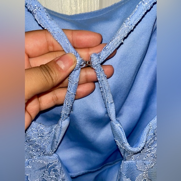 Morgan & Co. periwinkle formal/prom dress - Picture 5 of 9